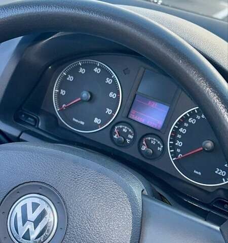 Фольксваген Гольф 2004 в Хмельницком на Automoto.ua Серый Фольксваген Гольф, объемом двигателя 1.4 л и пробегом 256 тыс. км за 4999 $, фото 2 на Automoto.ua