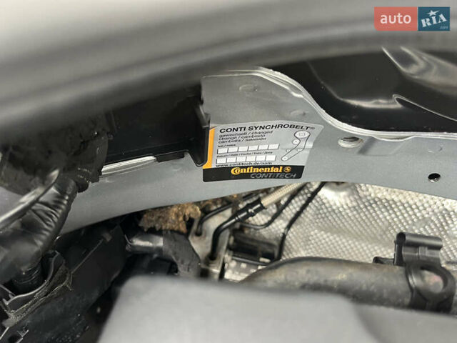 Серый Фольксваген Гольф, объемом двигателя 1.6 л и пробегом 259 тыс. км за 5400 $, фото 32 на Automoto.ua