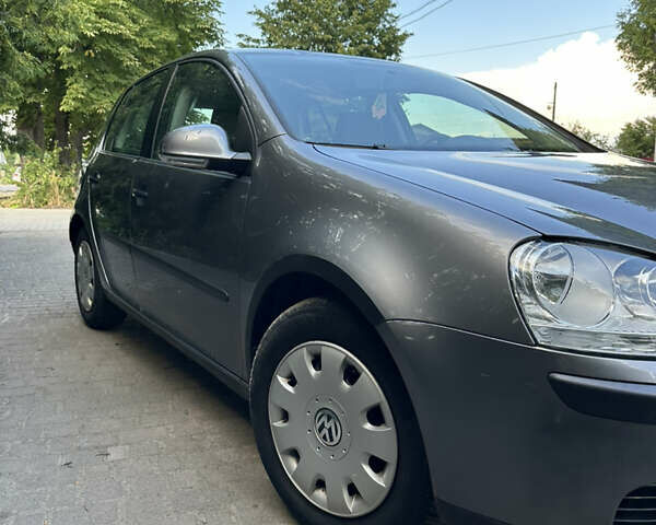 Серый Фольксваген Гольф, объемом двигателя 1.6 л и пробегом 160 тыс. км за 4500 $, фото 9 на Automoto.ua