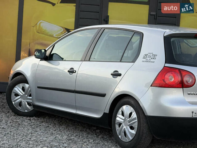 Серый Фольксваген Гольф, объемом двигателя 1.6 л и пробегом 229 тыс. км за 5600 $, фото 18 на Automoto.ua