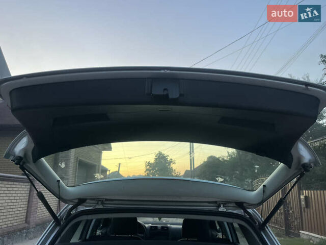 Серый Фольксваген Гольф, объемом двигателя 1.4 л и пробегом 195 тыс. км за 5400 $, фото 48 на Automoto.ua