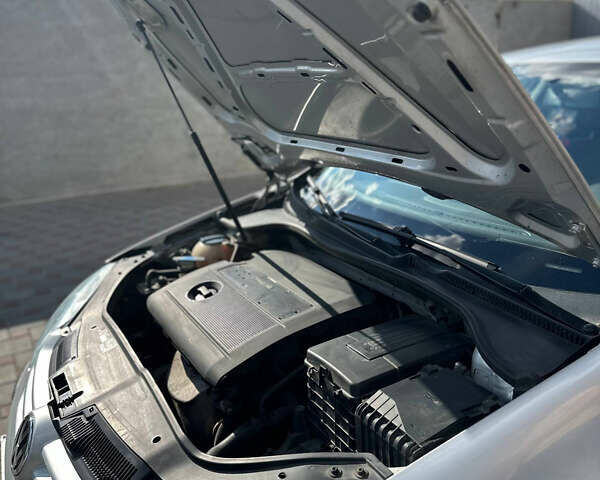 Фольксваген Гольф 2004 в Запорожье на Automoto.ua Серый Фольксваген Гольф, объемом двигателя 1.4 л и пробегом 220 тыс. км за 5300 $, фото 20 на Automoto.ua