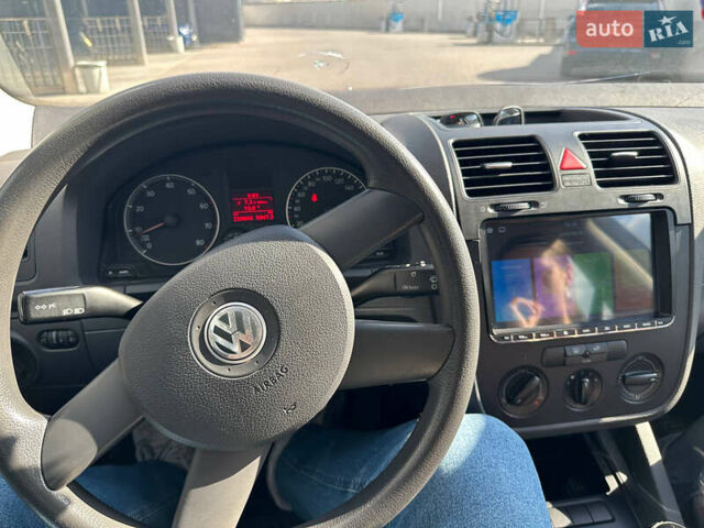 Фольксваген Гольф 2004 в Запорожье на Automoto.ua Серый Фольксваген Гольф, объемом двигателя 1.4 л и пробегом 220 тыс. км за 5300 $, фото 31 на Automoto.ua