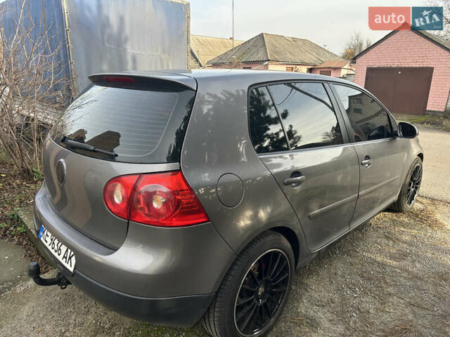 Серый Фольксваген Гольф, объемом двигателя 1.6 л и пробегом 263 тыс. км за 5600 $, фото 7 на Automoto.ua