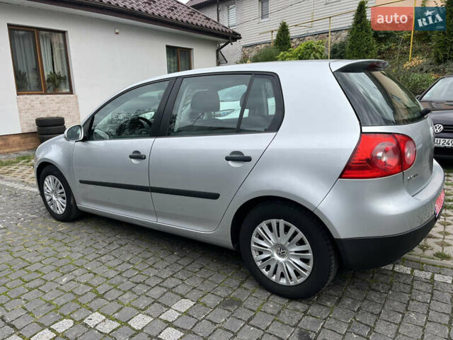 Серый Фольксваген Гольф, объемом двигателя 1.6 л и пробегом 259 тыс. км за 5400 $, фото 13 на Automoto.ua