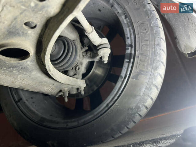 Серый Фольксваген Гольф, объемом двигателя 1.9 л и пробегом 375 тыс. км за 5200 $, фото 9 на Automoto.ua