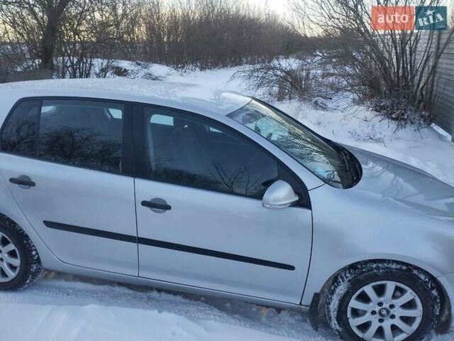 Серый Фольксваген Гольф, объемом двигателя 1.6 л и пробегом 176 тыс. км за 5600 $, фото 7 на Automoto.ua