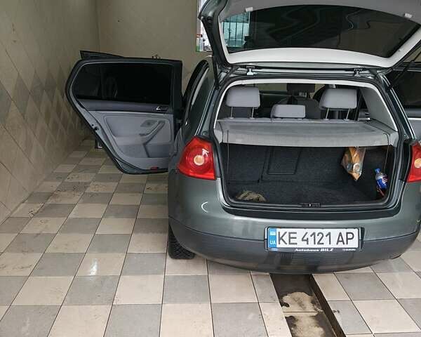 Серый Фольксваген Гольф, объемом двигателя 1.6 л и пробегом 200 тыс. км за 6500 $, фото 10 на Automoto.ua