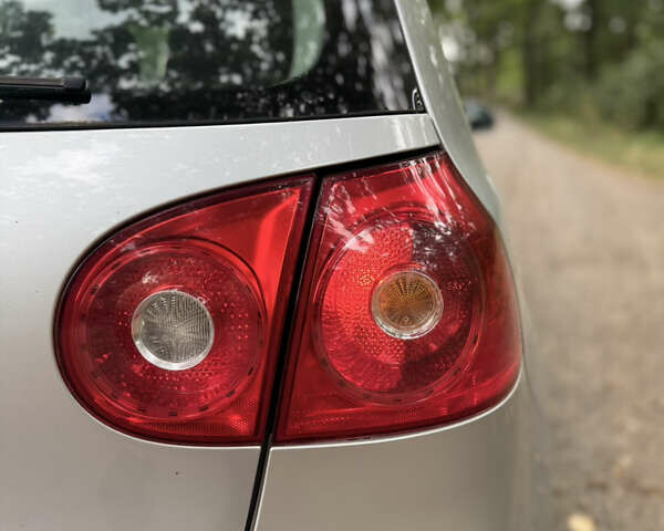 Сірий Фольксваген Гольф, об'ємом двигуна 1.4 л та пробігом 215 тис. км за 5350 $, фото 11 на Automoto.ua