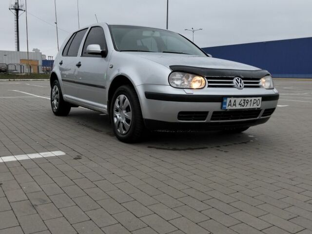 Серый Фольксваген Гольф, объемом двигателя 1.4 л и пробегом 470 тыс. км за 3700 $, фото 2 на Automoto.ua