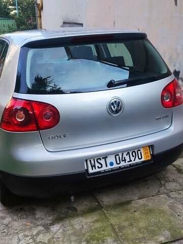 Серый Фольксваген Гольф, объемом двигателя 1.6 л и пробегом 207 тыс. км за 4900 $, фото 1 на Automoto.ua