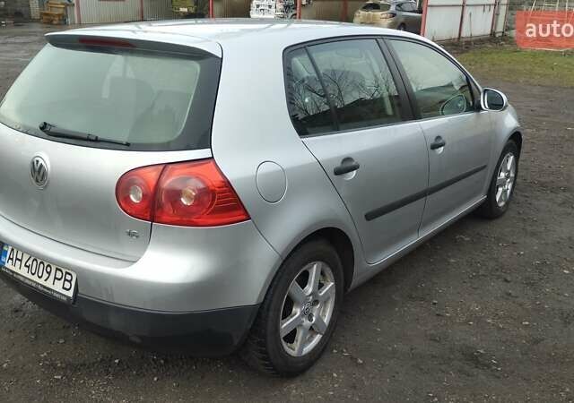 Серый Фольксваген Гольф, объемом двигателя 1.6 л и пробегом 202 тыс. км за 6000 $, фото 2 на Automoto.ua