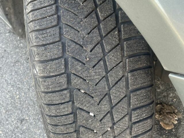 Серый Фольксваген Гольф, объемом двигателя 1.9 л и пробегом 380 тыс. км за 6000 $, фото 8 на Automoto.ua