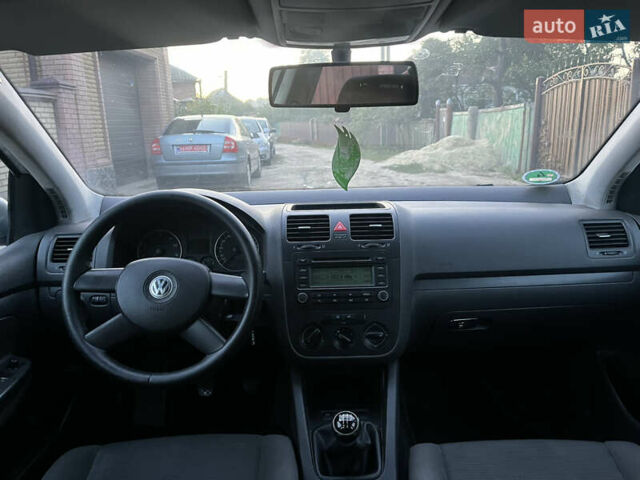 Серый Фольксваген Гольф, объемом двигателя 1.4 л и пробегом 195 тыс. км за 5400 $, фото 37 на Automoto.ua