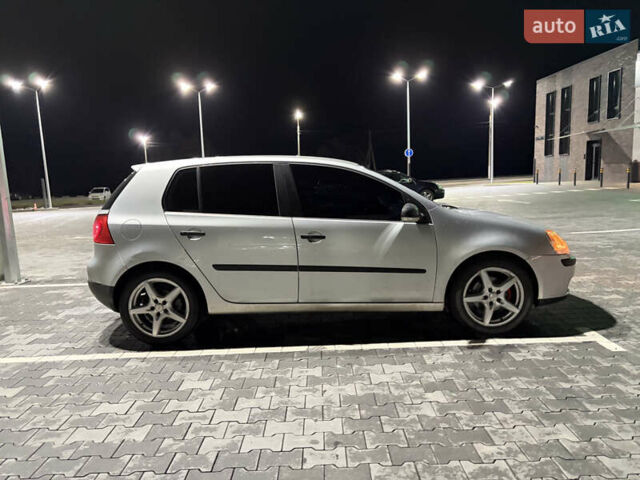 Серый Фольксваген Гольф, объемом двигателя 1.6 л и пробегом 202 тыс. км за 5100 $, фото 11 на Automoto.ua