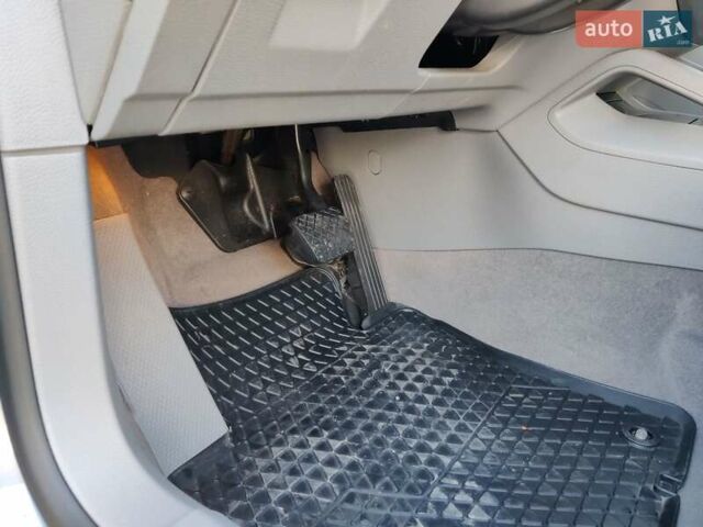 Сірий Фольксваген Гольф, об'ємом двигуна 1.6 л та пробігом 203 тис. км за 6850 $, фото 28 на Automoto.ua