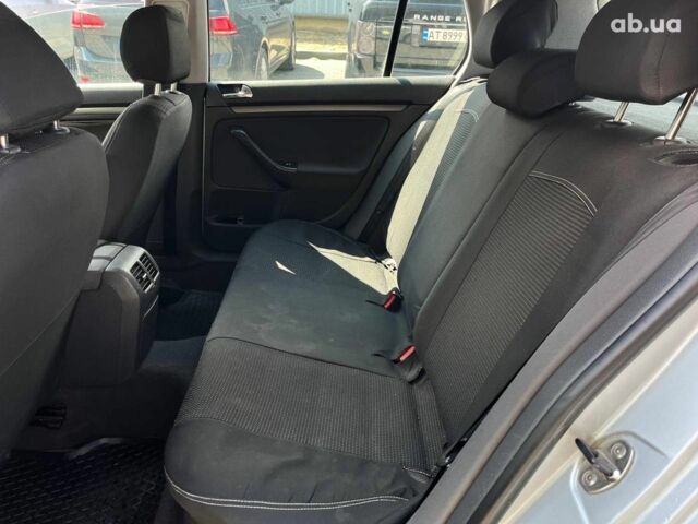 Серый Фольксваген Гольф, объемом двигателя 1.9 л и пробегом 383 тыс. км за 5690 $, фото 19 на Automoto.ua