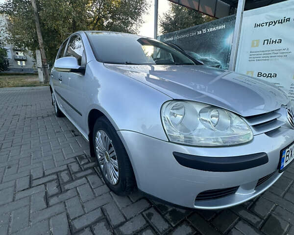 Сірий Фольксваген Гольф, об'ємом двигуна 1.39 л та пробігом 227 тис. км за 4500 $, фото 18 на Automoto.ua