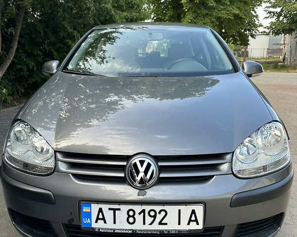 Серый Фольксваген Гольф, объемом двигателя 1.6 л и пробегом 160 тыс. км за 4500 $, фото 15 на Automoto.ua