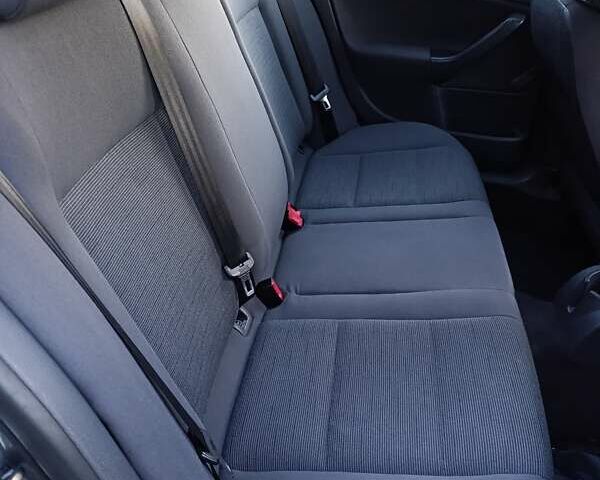 Сірий Фольксваген Гольф, об'ємом двигуна 1.39 л та пробігом 274 тис. км за 4000 $, фото 21 на Automoto.ua