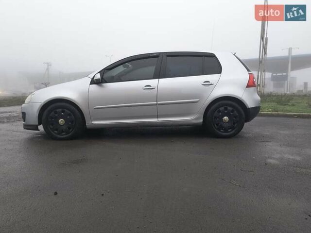 Серый Фольксваген Гольф, объемом двигателя 1.4 л и пробегом 253 тыс. км за 4900 $, фото 2 на Automoto.ua