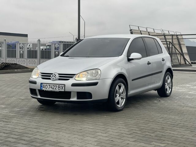 Серый Фольксваген Гольф, объемом двигателя 1.6 л и пробегом 225 тыс. км за 5400 $, фото 1 на Automoto.ua