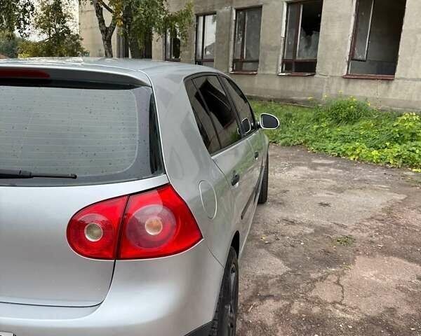 Фольксваген Гольф 2004 в Конотопе на Automoto.ua Серый Фольксваген Гольф, объемом двигателя 1.9 л и пробегом 330 тыс. км за 5750 $, фото 7 на Automoto.ua