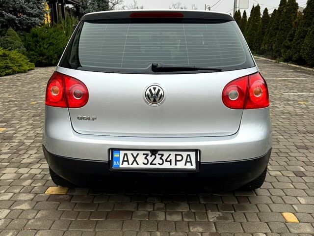 Сірий Фольксваген Гольф, об'ємом двигуна 1.4 л та пробігом 225 тис. км за 5850 $, фото 5 на Automoto.ua