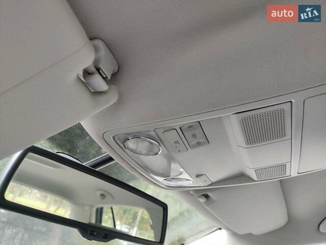 Сірий Фольксваген Гольф, об'ємом двигуна 1.6 л та пробігом 203 тис. км за 6850 $, фото 56 на Automoto.ua