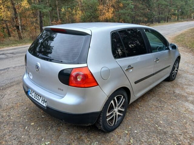 Серый Фольксваген Гольф, объемом двигателя 1.4 л и пробегом 300 тыс. км за 3750 $, фото 3 на Automoto.ua