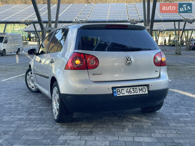 Серый Фольксваген Гольф, объемом двигателя 1.6 л и пробегом 214 тыс. км за 5670 $, фото 4 на Automoto.ua