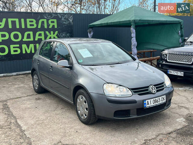 Серый Фольксваген Гольф, объемом двигателя 1.39 л и пробегом 250 тыс. км за 5100 $, фото 1 на Automoto.ua