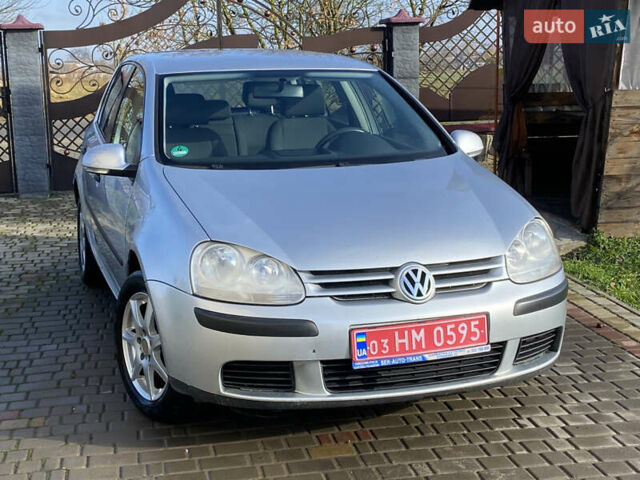 Серый Фольксваген Гольф, объемом двигателя 1.4 л и пробегом 255 тыс. км за 4100 $, фото 2 на Automoto.ua