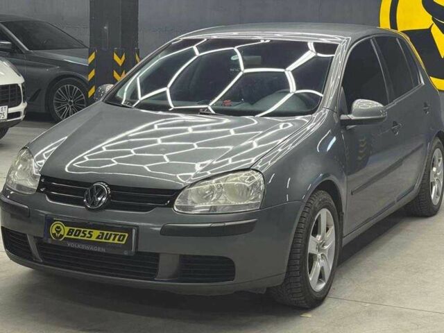 Фольксваген Гольф 2004 в Черновцах на Automoto.ua Серый Фольксваген Гольф, объемом двигателя 1.6 л и пробегом 268 тыс. км за 5300 $, фото 2 на Automoto.ua