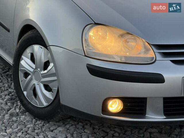 Серый Фольксваген Гольф, объемом двигателя 1.6 л и пробегом 229 тыс. км за 5600 $, фото 9 на Automoto.ua