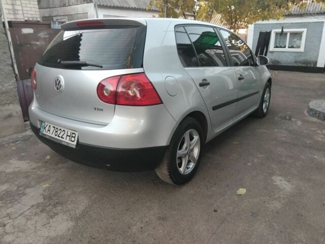 Серый Фольксваген Гольф, объемом двигателя 1.9 л и пробегом 300 тыс. км за 5600 $, фото 3 на Automoto.ua