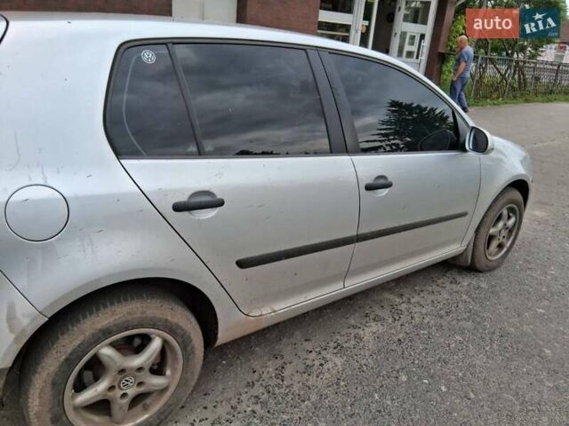 Серый Фольксваген Гольф, объемом двигателя 2 л и пробегом 255 тыс. км за 5700 $, фото 5 на Automoto.ua