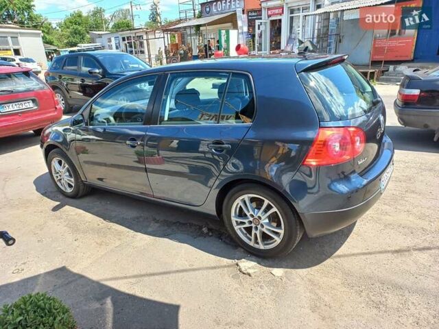 Серый Фольксваген Гольф, объемом двигателя 1.6 л и пробегом 203 тыс. км за 5200 $, фото 1 на Automoto.ua