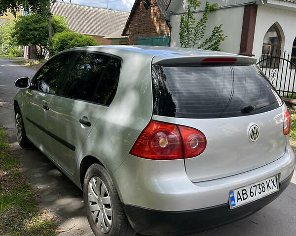 Серый Фольксваген Гольф, объемом двигателя 1.4 л и пробегом 265 тыс. км за 5200 $, фото 5 на Automoto.ua
