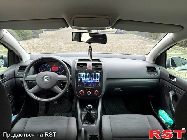 Сірий Фольксваген Гольф, об'ємом двигуна 1.4 л та пробігом 225 тис. км за 5850 $, фото 12 на Automoto.ua