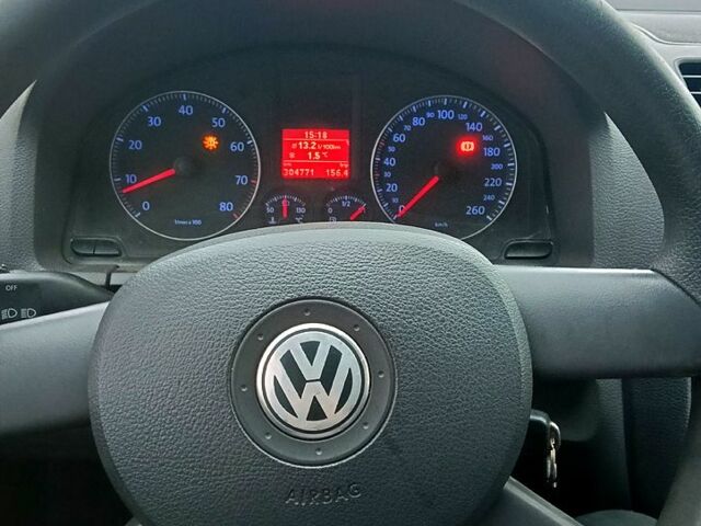 Сірий Фольксваген Гольф, об'ємом двигуна 1.6 л та пробігом 304 тис. км за 4650 $, фото 5 на Automoto.ua