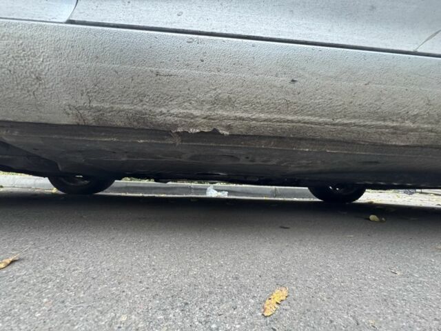 Серый Фольксваген Гольф, объемом двигателя 1.6 л и пробегом 260 тыс. км за 5500 $, фото 17 на Automoto.ua