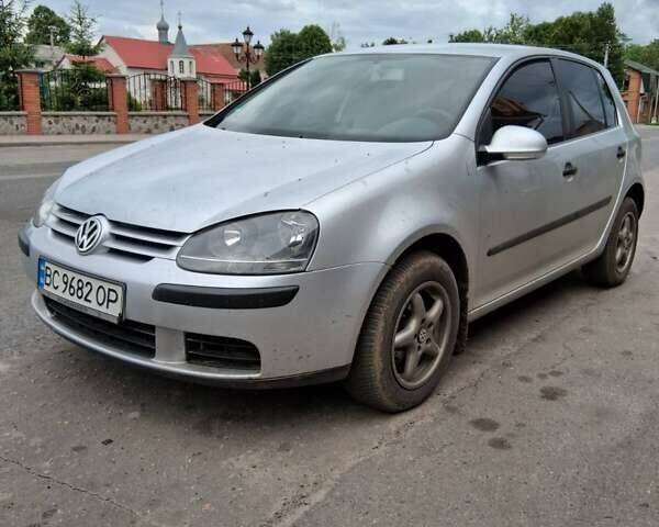 Серый Фольксваген Гольф, объемом двигателя 2 л и пробегом 255 тыс. км за 5700 $, фото 3 на Automoto.ua