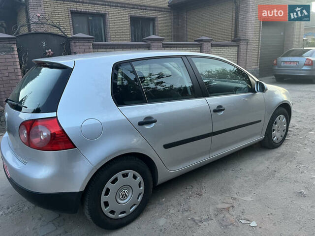 Серый Фольксваген Гольф, объемом двигателя 1.4 л и пробегом 195 тыс. км за 5400 $, фото 7 на Automoto.ua