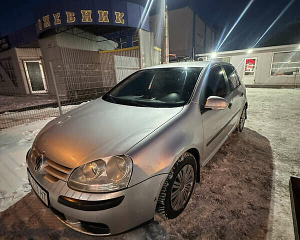 Сірий Фольксваген Гольф, об'ємом двигуна 1.39 л та пробігом 227 тис. км за 4500 $, фото 7 на Automoto.ua