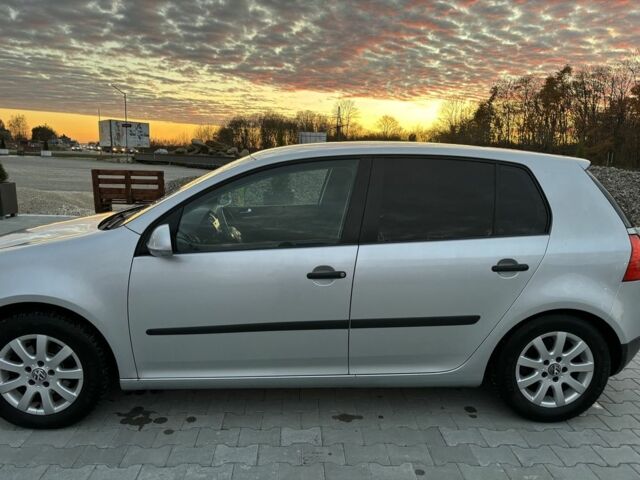 Сірий Фольксваген Гольф, об'ємом двигуна 1.6 л та пробігом 222 тис. км за 4400 $, фото 9 на Automoto.ua