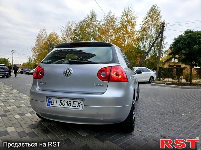 Серый Фольксваген Гольф, объемом двигателя 1.6 л и пробегом 235 тыс. км за 4350 $, фото 3 на Automoto.ua