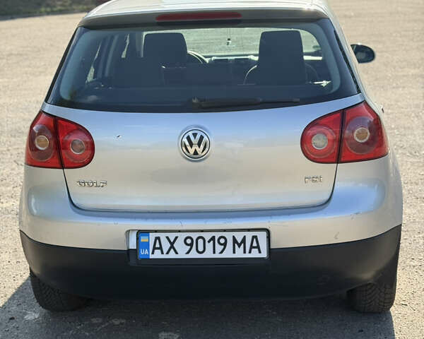 Серый Фольксваген Гольф, объемом двигателя 1.4 л и пробегом 218 тыс. км за 5200 $, фото 5 на Automoto.ua