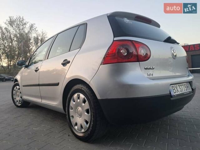 Серый Фольксваген Гольф, объемом двигателя 1.6 л и пробегом 277 тыс. км за 5500 $, фото 26 на Automoto.ua