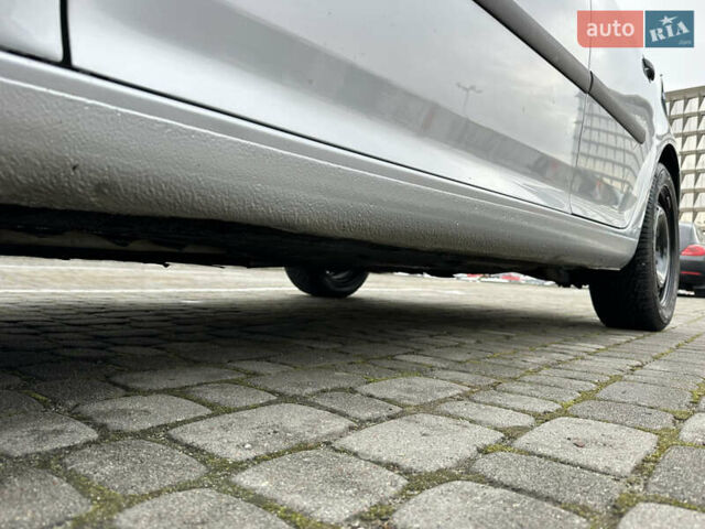 Серый Фольксваген Гольф, объемом двигателя 1.4 л и пробегом 298 тыс. км за 4500 $, фото 13 на Automoto.ua